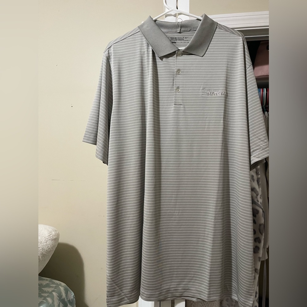 💙Men’s Nike Golf Top NWT